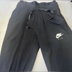 EUC Nike Air XS Women’s sweatpants